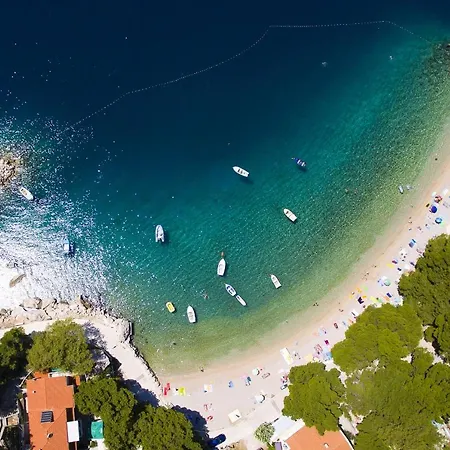 Διαμέρισμα With A Parking Space Brela, Makarska - 6906 Brela