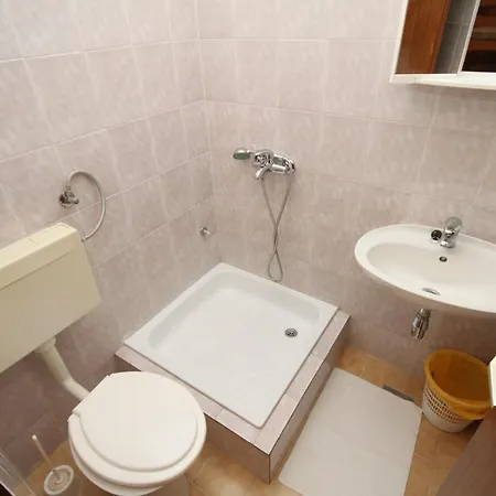 With A Parking Space Brela, Makarska - 6906 Διαμέρισμα
