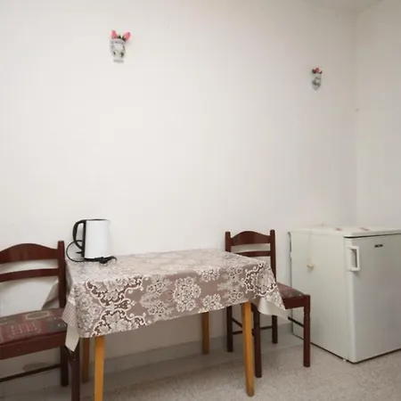 With A Parking Space Brela, Makarska - 6906 Διαμέρισμα *