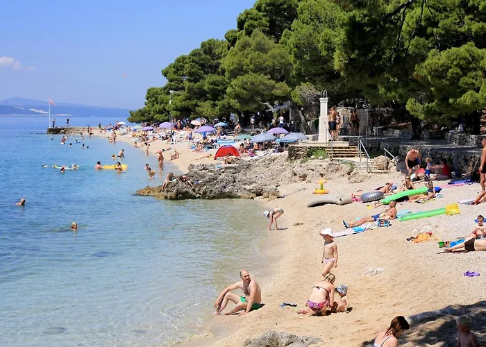 Apartamento With A Parking Space Brela, Makarska - 6906