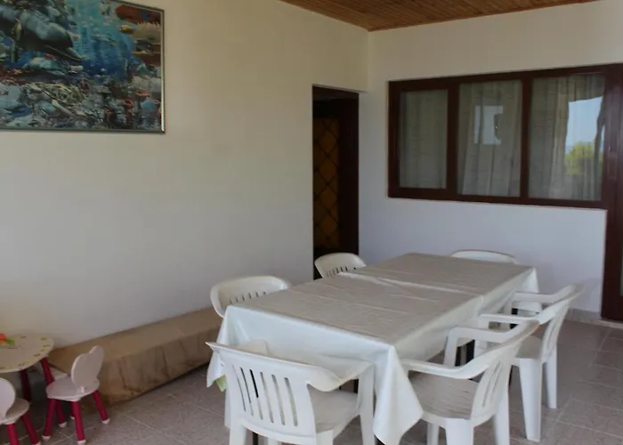 Apartamento With A Parking Space Brela, Makarska - 6906