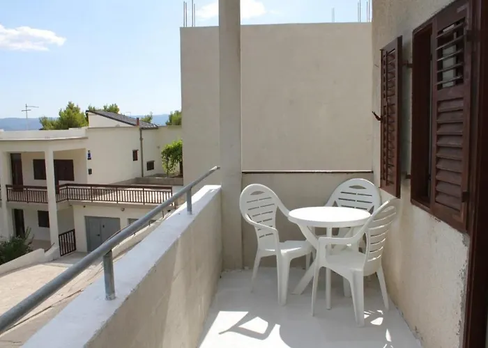 Apartamento With A Parking Space Brela, Makarska - 6906 *