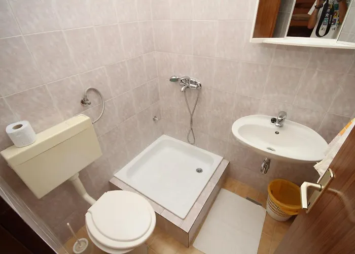 With A Parking Space Brela, Makarska - 6906 Apartamento
