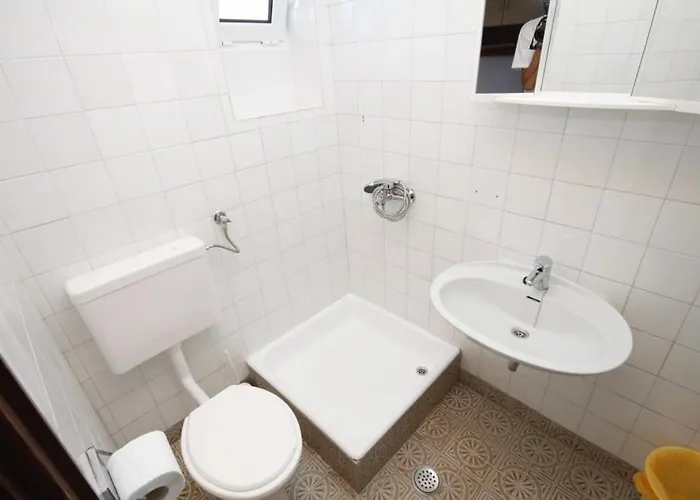 With A Parking Space Brela, Makarska - 6906 Apartamento